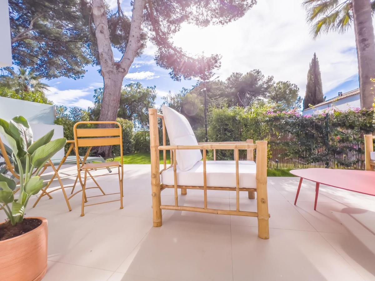 Bajo Con Jardin En La Milla De Oro Lejlighed Marbella Eksteriør billede