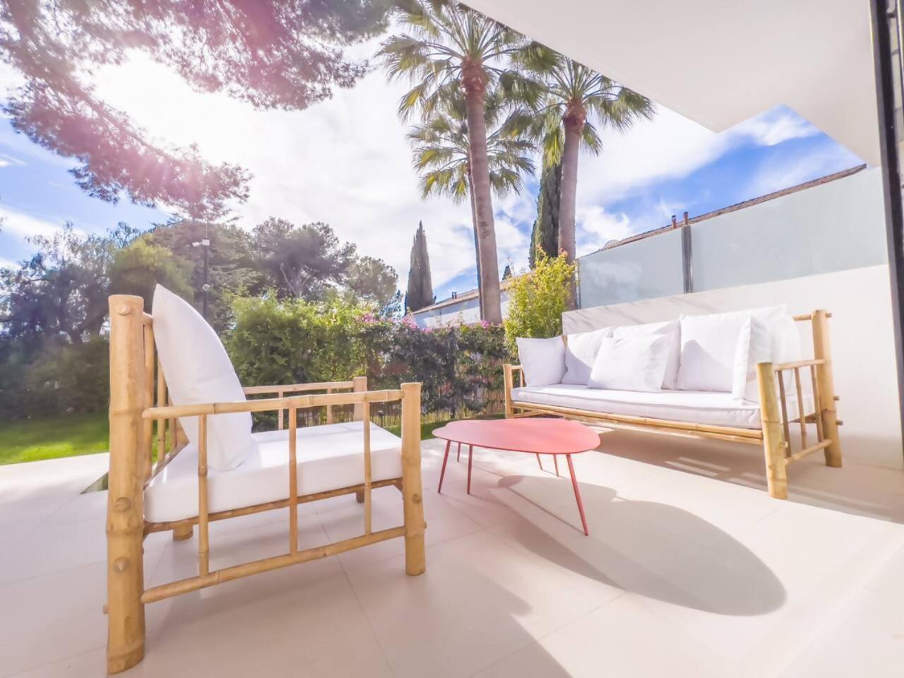 Bajo Con Jardin En La Milla De Oro Lejlighed Marbella Eksteriør billede